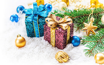Christmas gifts, blue glitter bow, gift boxes, gold glitter bow, Happy New Year, Merry Christmas, snow, Christmas HD wallpaper