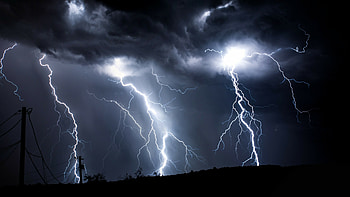 Impressive lightning , Electrifying visuals, Thunderous atmosphere, Striking HD wallpaper