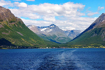 Mountains Lake, beautiful, mountains, , lake HD wallpaper