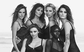50th Anniversary Of The Pirelli Calendar, miranda-kerr, alessandra-ambrosio, alek-wek, isabella-fontana, helena-christensen, carolina-kurkova, celebrities, girls, model, monochrome, black-and-white HD wallpaper