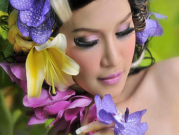 lilacs, floewrs, charming, face, beautiful, girl, female, nice HD wallpaper