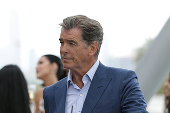 Pierce Brosnan, , Handsome actor, Hollywood career HD wallpaper