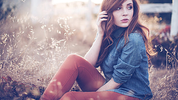 Model 2, model, girls, sad, alone HD wallpaper