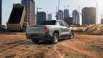 2024 Chevrolet Silverado EV WT Crew Cab 2 Cars HD wallpaper