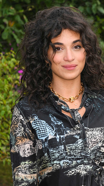 Camélia Jordana, hollywood actress, model, popidol HD phone wallpaper