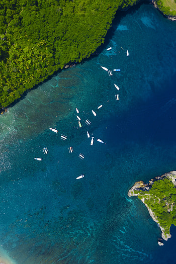 Ocean, aerial view, boats, sunny day HD phone wallpaper