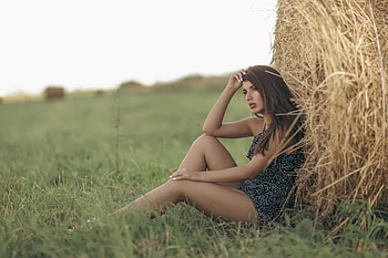Girl Looking Into Distance Sitting Field , girls, model, dress HD wallpaper