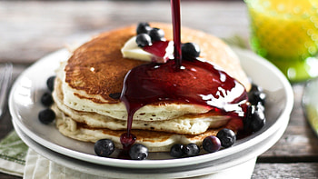 Golden pancakes, Sweet syrup, Tasty breakfast, Food HD wallpaper