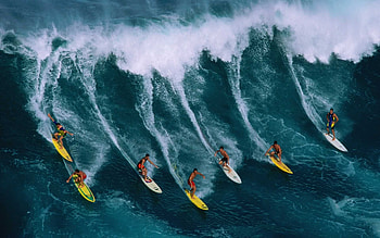 Surfing- | Main Beach HD wallpaper