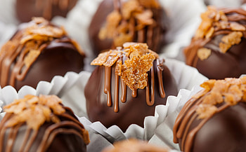 Chocolate Candies, sweet, Candies, brown, Chocolate Candy, Candy, chocolate, sweets HD wallpaper