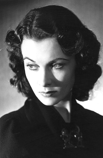 Vivien Leigh, Unmatched talent, Enthralling performances, Timeless beauty HD phone wallpaper