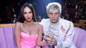 Megan Fox, Machine Gun Kelly, Engagement HD wallpaper