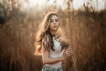 Girl In Corn Field, girls, model, field HD wallpaper
