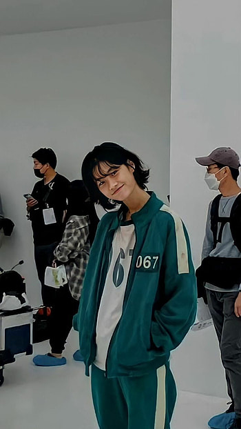 Squid Game, 067, behind the scenes, Hoyeon Jung, kang sae-byeok HD phone wallpaper