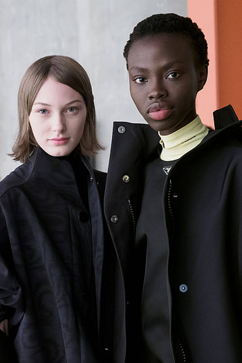 Prada profitability, Achievements in 2020, Vogue business report, Financial success HD phone wallpaper