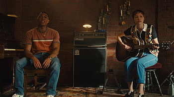 Hollywood Stargirl, Grace VanderWaal, Stargirl Caraway, Unique character dynamics HD wallpaper