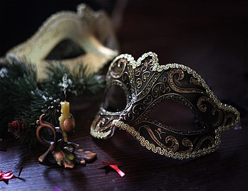 Masquerade, white, black, glitter, candleholder, pine, pretty, candle, bejeweled, branches, masks HD wallpaper