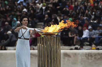 Olympic Flame, Winter games, 2018 edition, Historic moment HD wallpaper