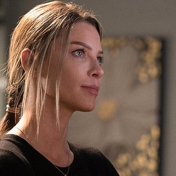 Lauren German, , iPad Air HD phone wallpaper