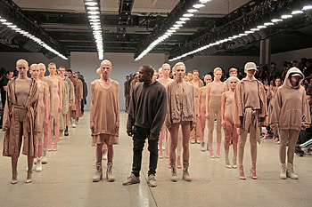 Kanye West's fashion influence, Merging music and style, Cutting-edge fashion looks, Bold and experimental HD wallpaper