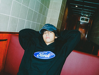 V (뷔) - Loyover, music, BTS HD wallpaper