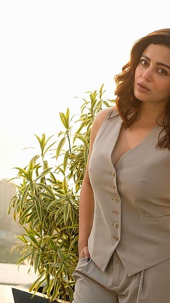 Neha pendse, marathi actress HD phone wallpaper