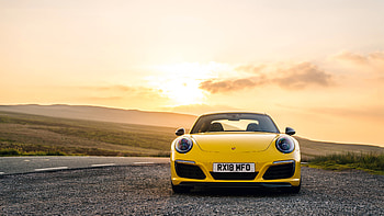2018 Porsche 911 Carrera T Coupe Front View, porsche-911, porsche, cars, 2018-cars HD wallpaper