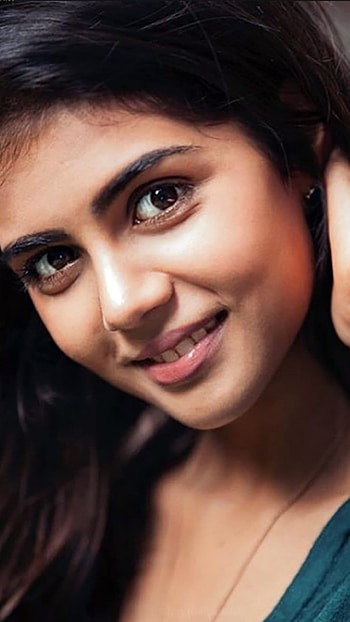 Kalyani Priyadarshan, Beautiful Heroine HD phone wallpaper