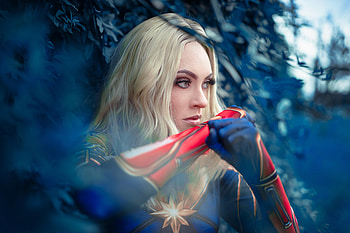 Captain Marvel Cosplay , captain-marvel, superheroes, cosplay HD wallpaper