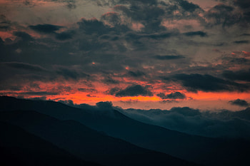 Clouds, dark, horizon, sky, hills HD wallpaper