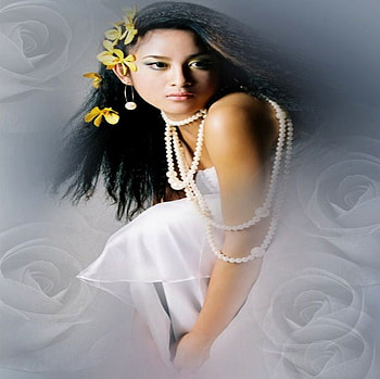 WHITE ROSES BRIDE, white, model, roses, perls, flowers, bride, woman HD wallpaper