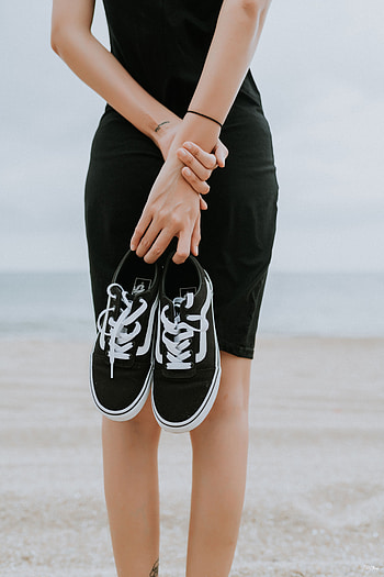 Beach, Miscellanea, Miscellaneous, Sneakers, Girl, Shoes, Footwear HD phone wallpaper