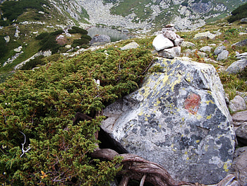 On the mountains, trekking, mountains, stones, beauty HD wallpaper