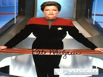 KATE MULGREW AS COMMANDER KATHRYN JANEWAY, movies, action, actress, usa HD wallpaper