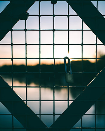 Sun, Lock, Miscellanea, Miscellaneous, Close-Up, Grid, Metal, Metallic HD phone wallpaper