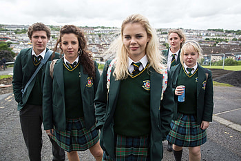 Derry Girls Series 2, Air date, Cast details, Comedy drama HD wallpaper