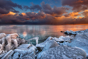 Winter Coastal Sunset, fantasy, light, sunsets, snow, clouds, sky, reflections, ice HD wallpaper