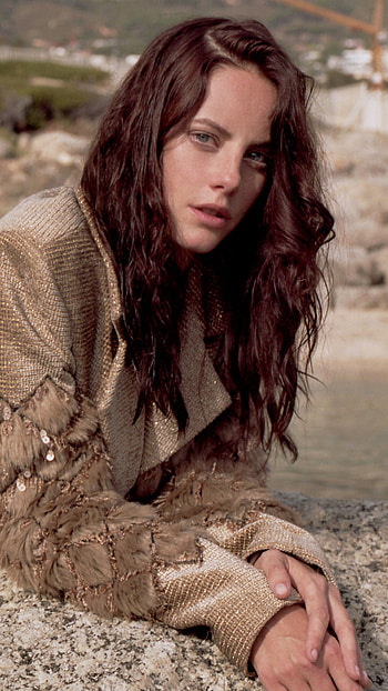 Kaya Scodelario, Celebrity style, Mesmerizing beauty, Captivating persona HD phone wallpaper