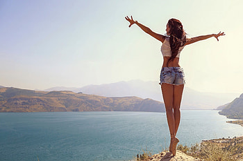 Jeans legs and ballet, Women in landscapes, backgrounds, Captivating visuals HD wallpaper
