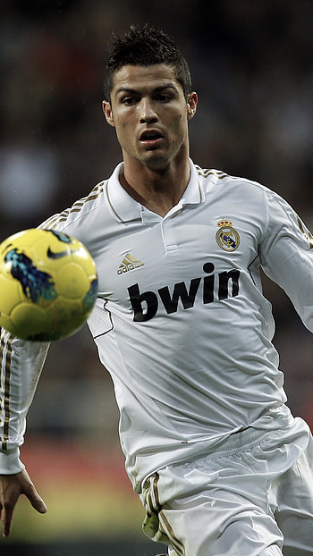 Cristiano Ronaldo in Action – Real Madrid for True Sports Fans, Real Madrid C.F., Cristiano Ronaldo, Sports HD phone wallpaper