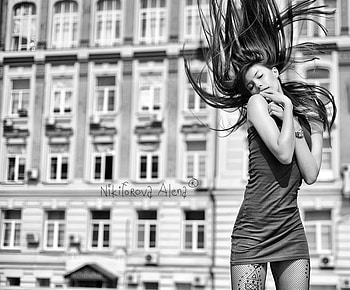 EXUBERANCE, graphy, fun, bw, girl, emotions, beauty, woman, hair, joy HD wallpaper
