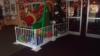 Bronner's Christmas Wonderland, Frankenmuth, MI 3, store, wonderland, Christmas, cannon HD wallpaper