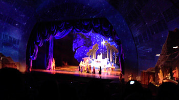 Nativity scene Christmas spectacular radio city music hall in NYC HD wallpaper