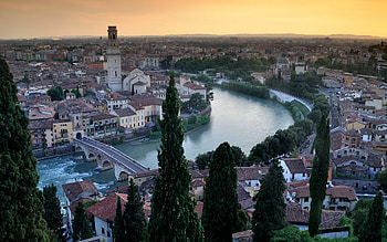 Verona, Italy, Ponte Pietra, Evening panorama HD wallpaper