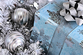 Christmas gift box, bells, gift, box, Christmas HD wallpaper