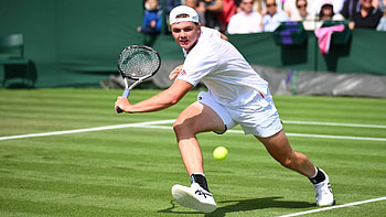 Dominic Stricker in Action - Wimbledon 2023 Tennis, Wimbledon 2023, tennis, Sports HD wallpaper