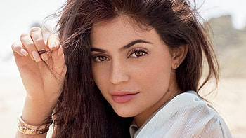 Kylie Jenner, Beautiful girl, , Striking HD wallpaper