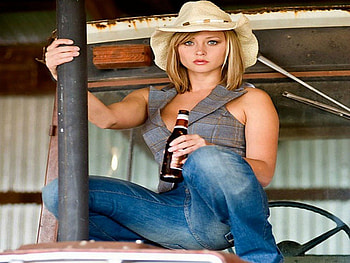 Cowgirl, style, fun, famous, nice, cowgirls, ranch, blondes, western, female, hats, barn, hot, farm, beautiful, fashion, pretty, girls, women HD wallpaper