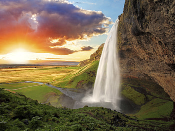 A waterfall and sunset, weather, waterfall, clouds, sky, dramatic, beauty, sunset, natural, graphy, nature HD wallpaper