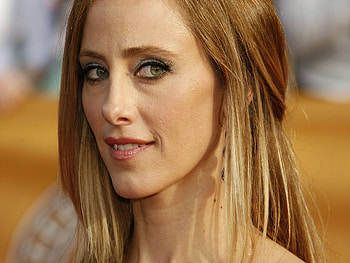Kim Raver, sexy, american, blonde, actress HD wallpaper